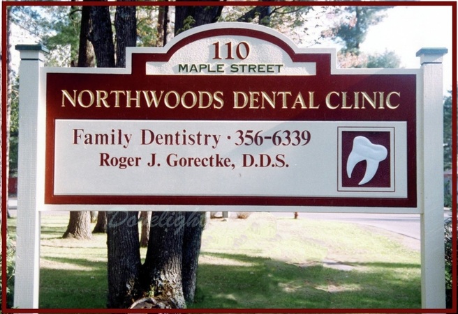 carved & gilded dental sign